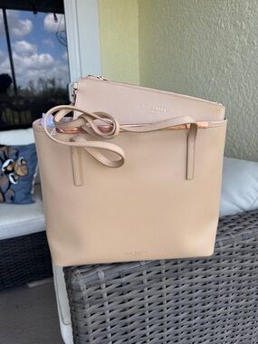 NWT Ted Baker London Rose Gold Bar Icon Tote & Pouch - Nude/Beige